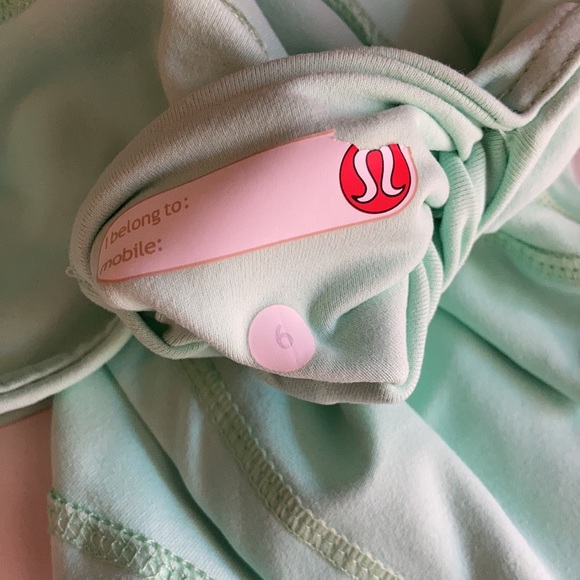 Lululemon booty shorts! - Picture 6 of 13